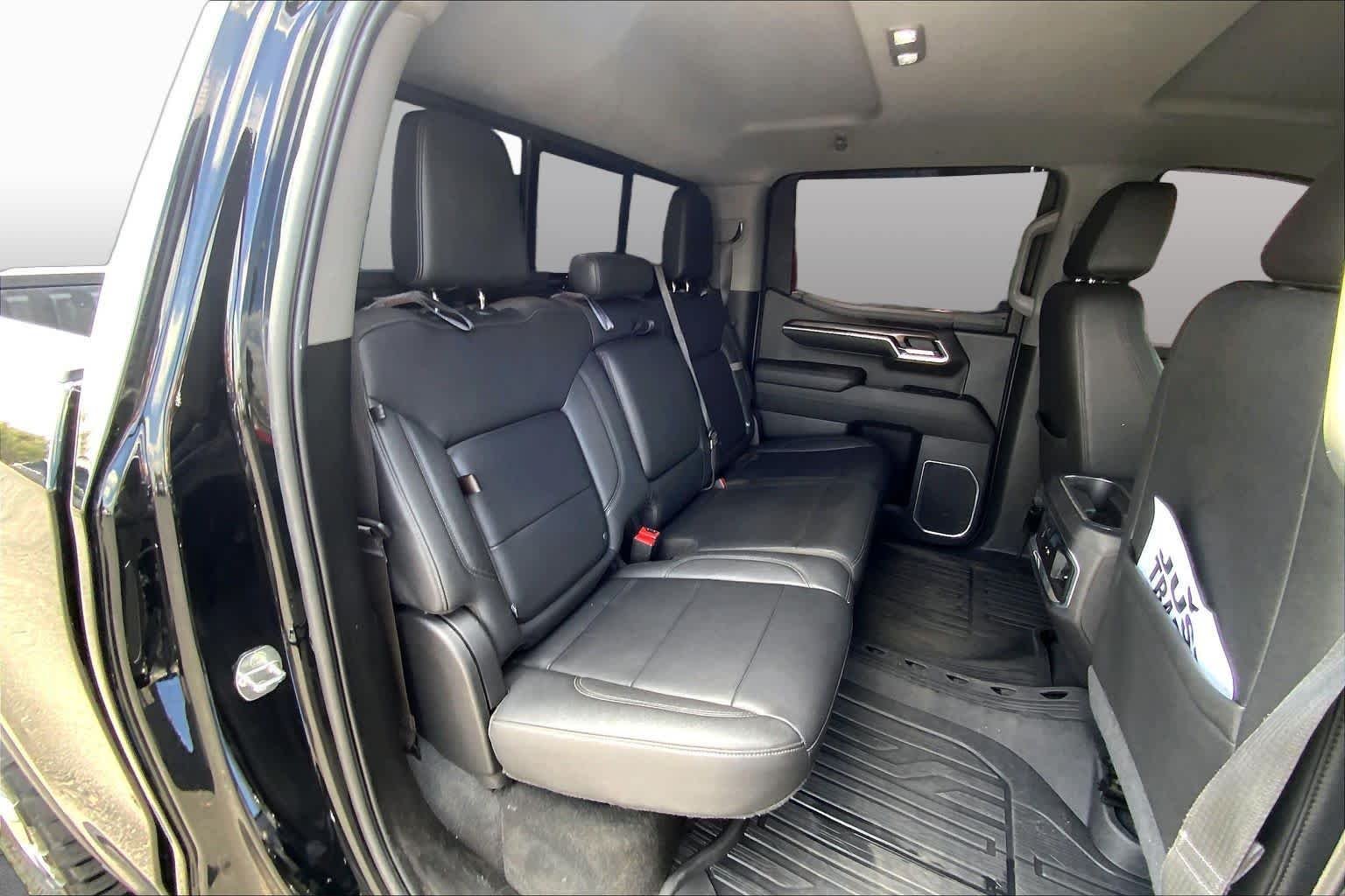 Used 2022 Onyx Black GMC SLT image 20