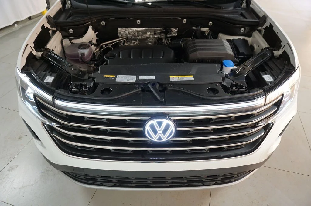 New 2026 Opal White Volkswagen 2.0T SE w/Technology image 32