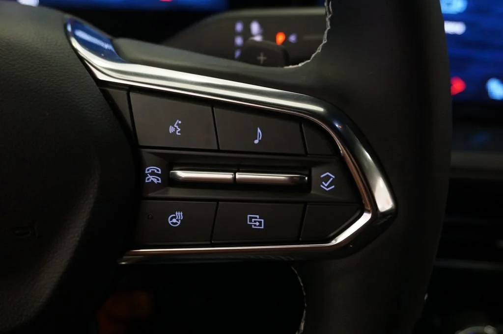 2026 Chevrolet Traverse LT - Photo 20