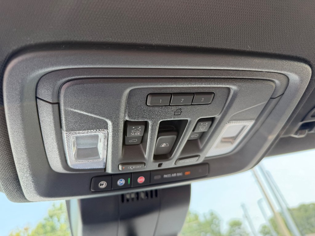 2026 Chevrolet Silverado 2500 HD High Country - Photo 35