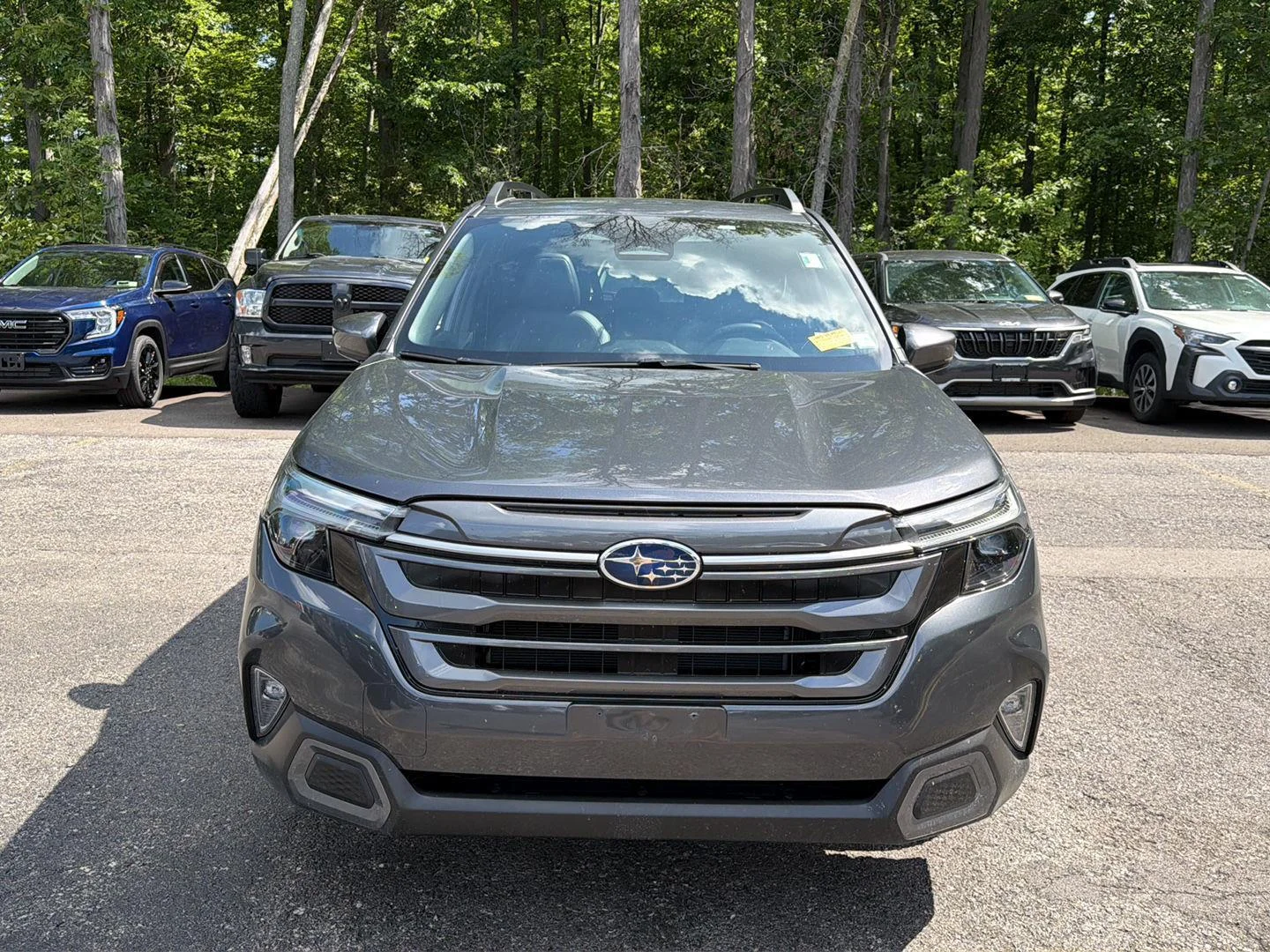Used 2025 Magnetite Gray Metallic Subaru Limited image 13