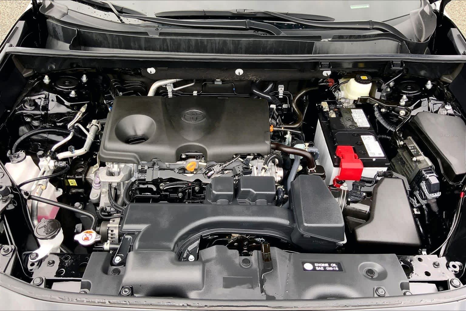 Used 2025 Midnight Black Metallic Toyota XLE image 31