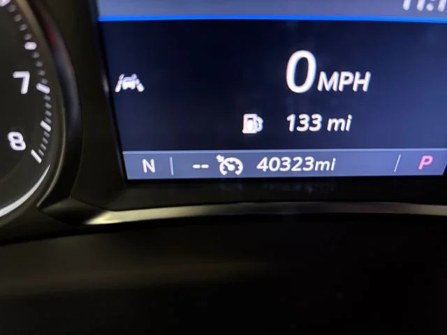 Used 2024 Silver GMC SLT image 18