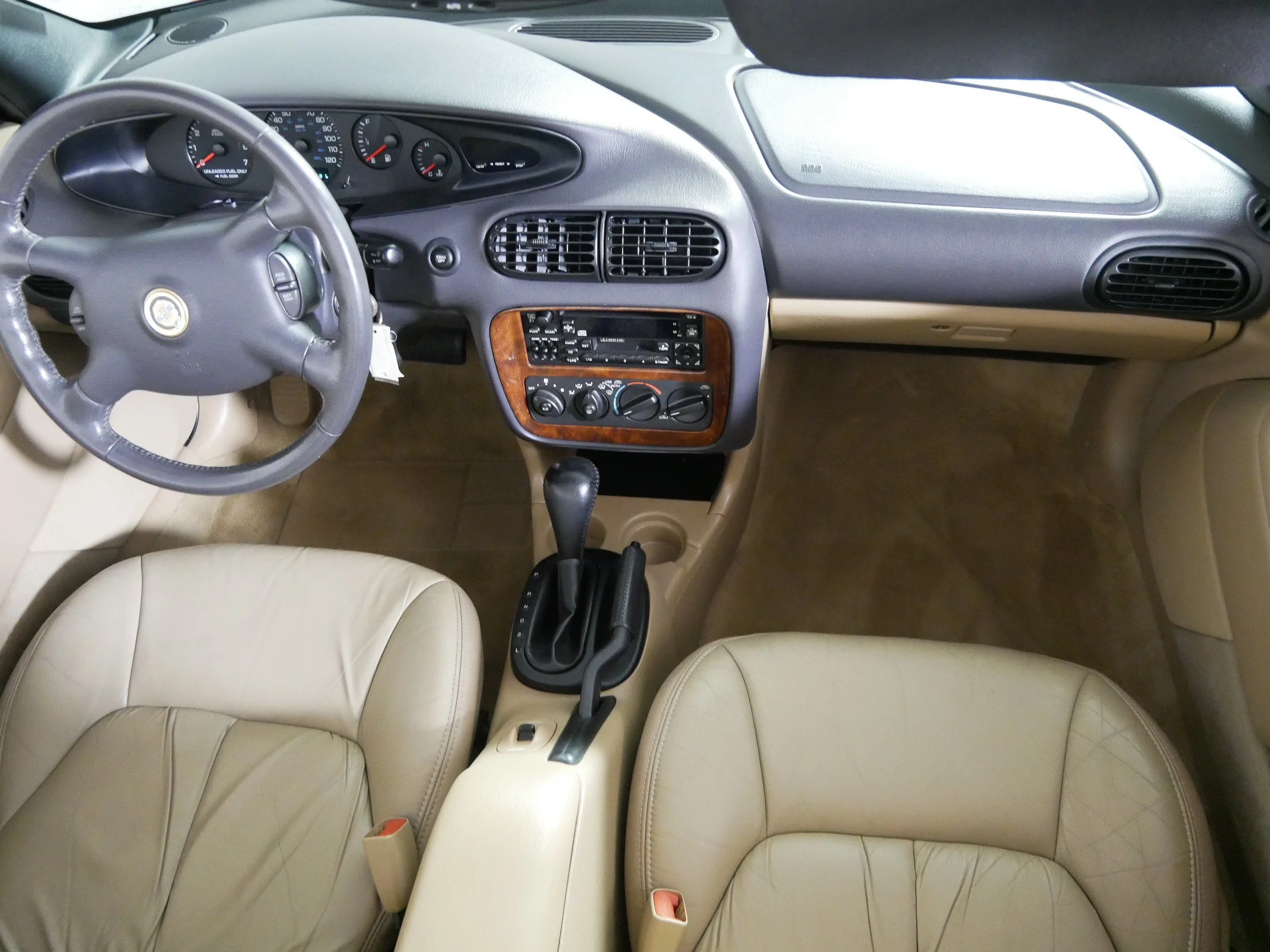 Used 2000 Deep Cranberry Pearl Chrysler JXi image 10