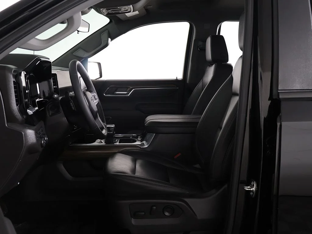 Used 2025 Black Chevrolet LT Trail Boss image 25