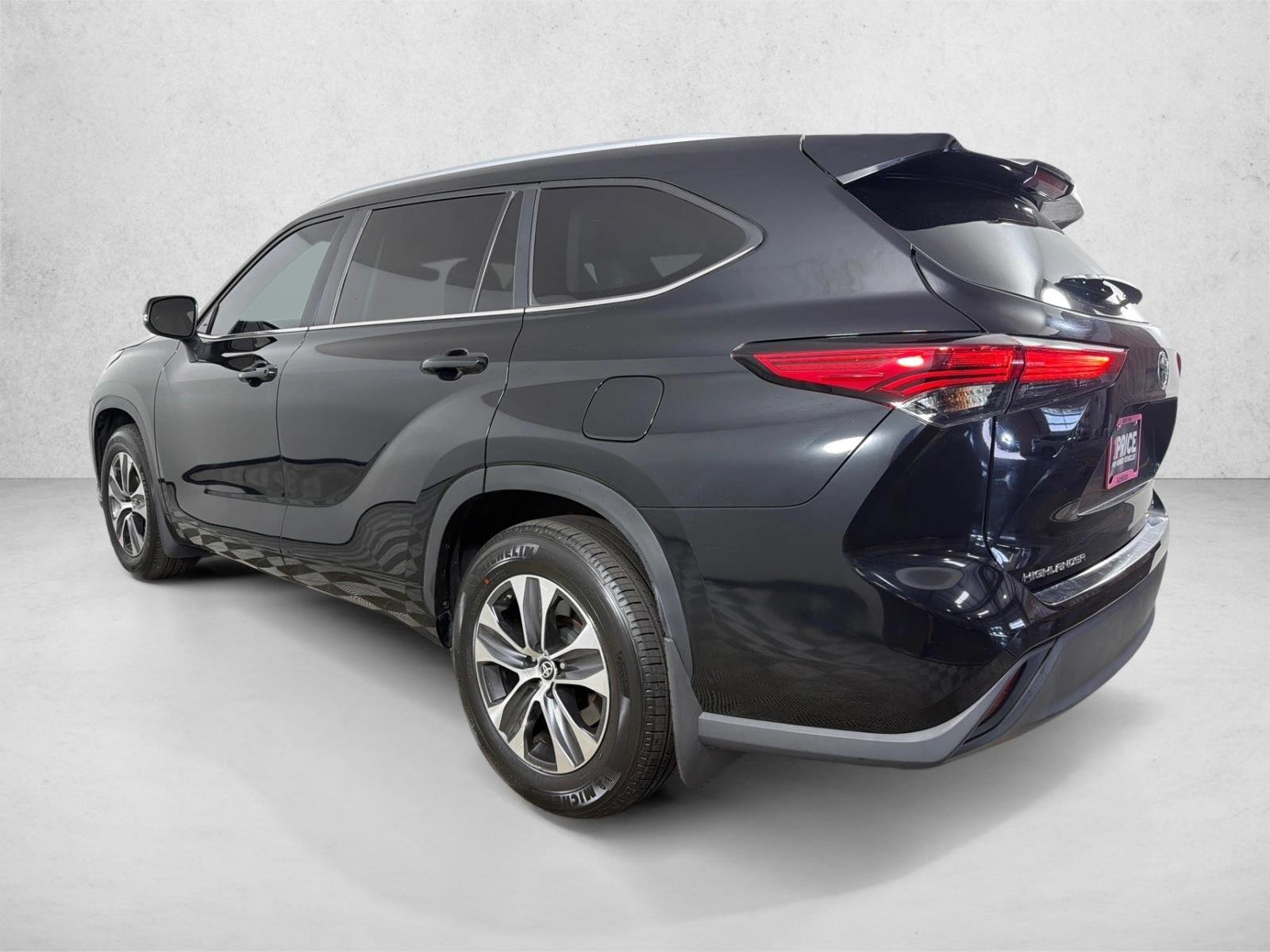 Used 2023 Midnight Black Metallic Toyota XLE image 6