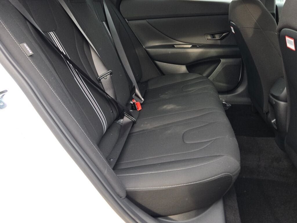New 2026 White Hyundai SEL Sport image 9