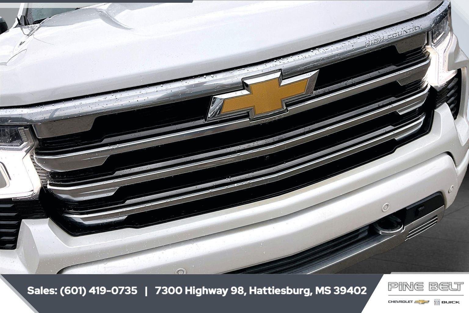 Used 2024 Iridescent Pearl Tricoat Chevrolet High Country image 22