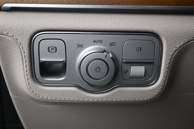 Used 2024 White Mercedes-Benz GLS 450 image 13
