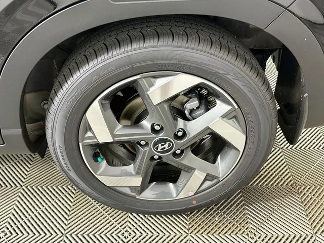 New 2026 Hyundai VENUE SEL