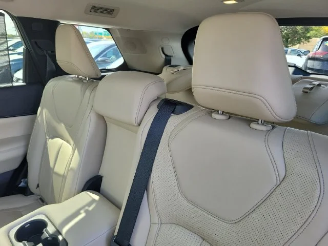 Used 2024 Black INFINITI Sensory image 14