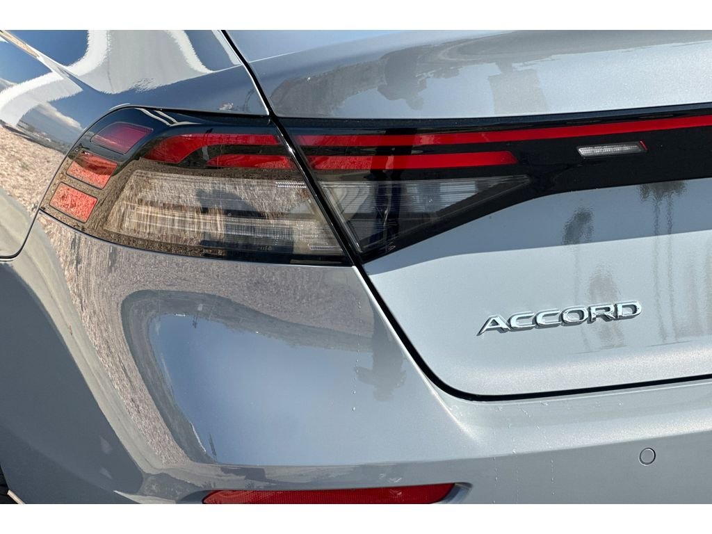 New 2026 Urban Gray Pearl Honda Touring image 32