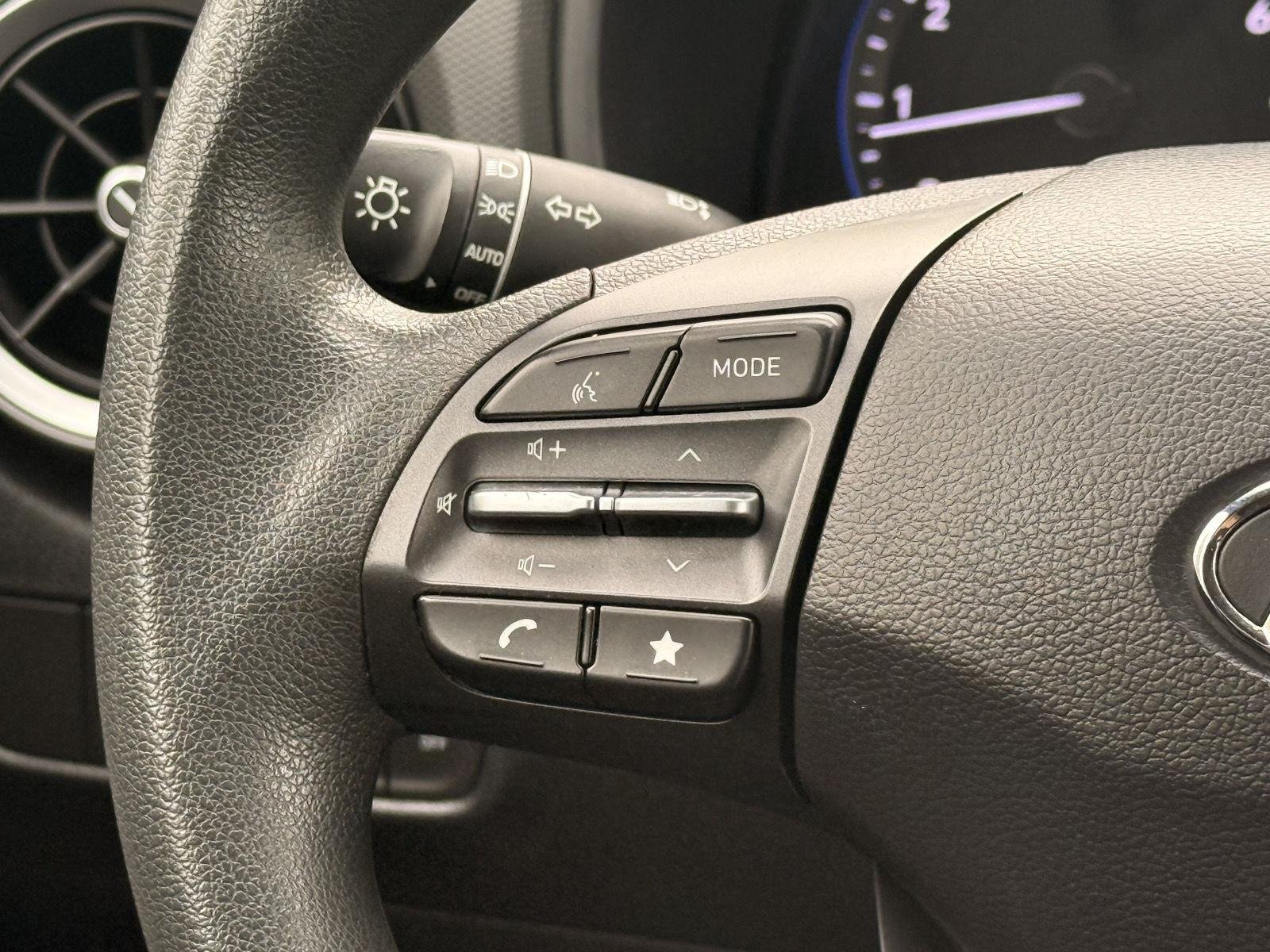 Used 2022 Thunder Gray Hyundai SEL image 23