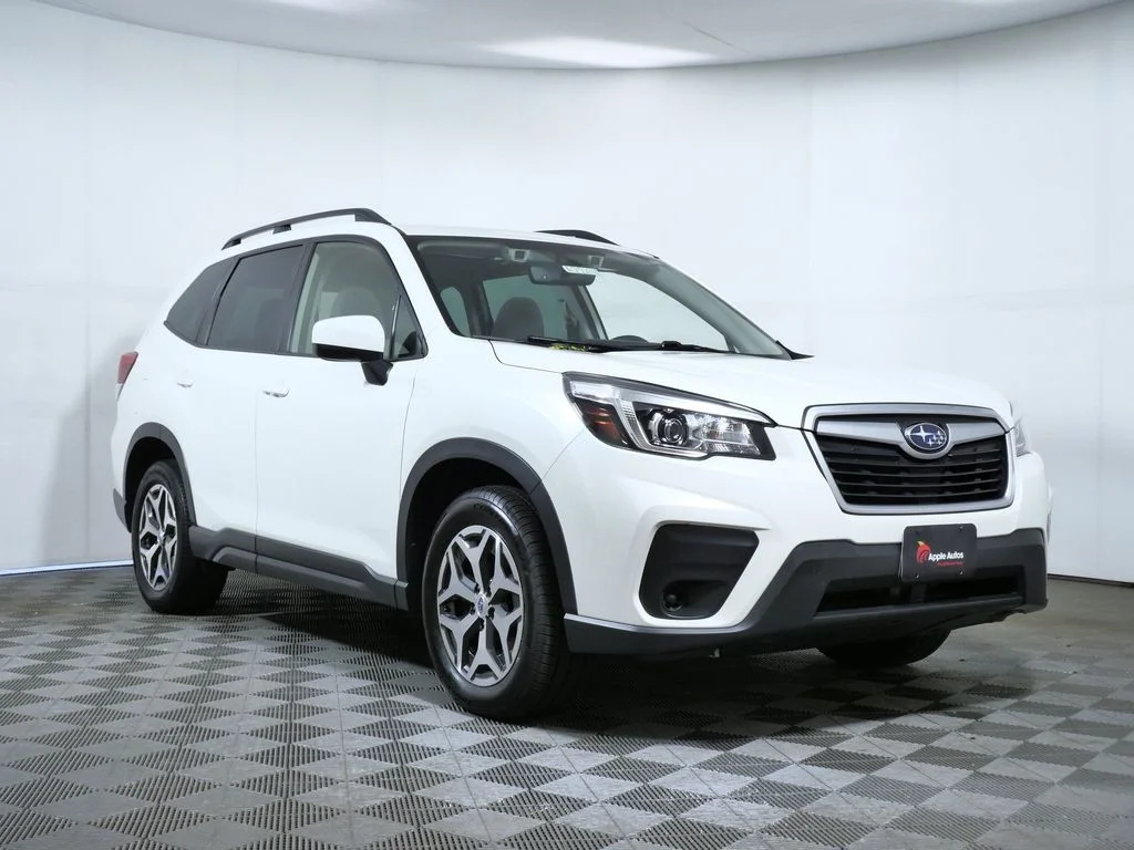 Used 2020 White Subaru Premium image 1