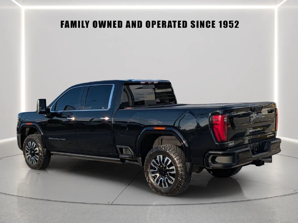 Used 2024 Black GMC Denali Ultimate image 4