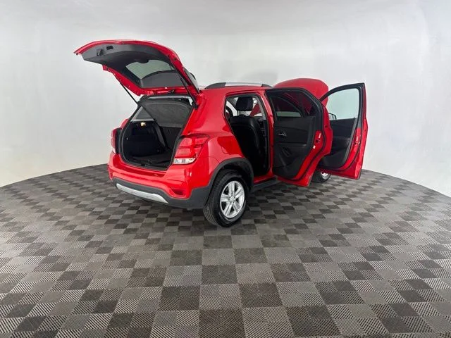 Used 2018 Red Chevrolet LT image 14
