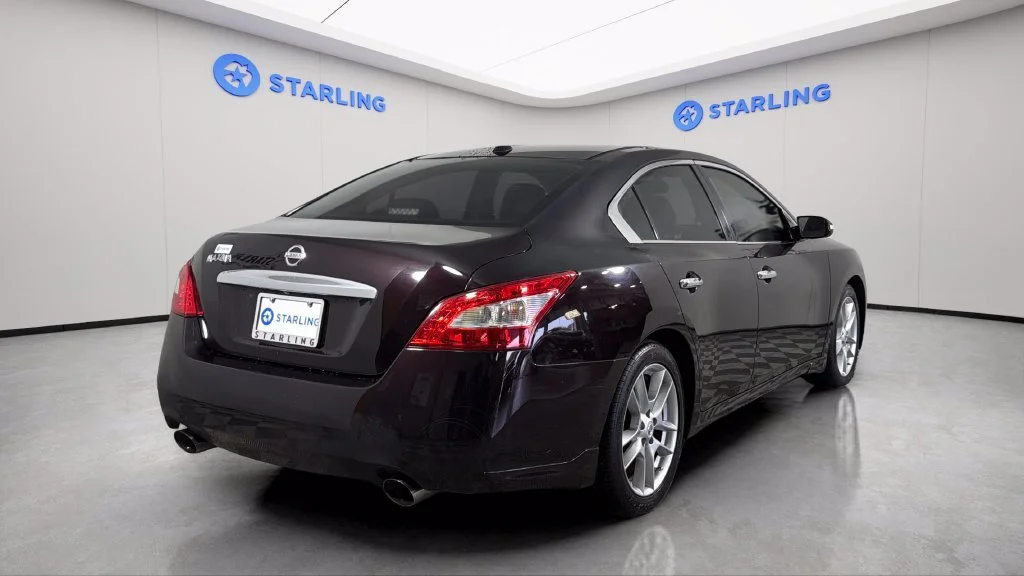 Used 2010  Nissan 3.5 SV w/Premium Pkg image 8