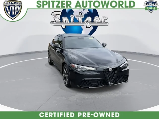 Used 2023 Black Alfa Romeo Estrema image 4