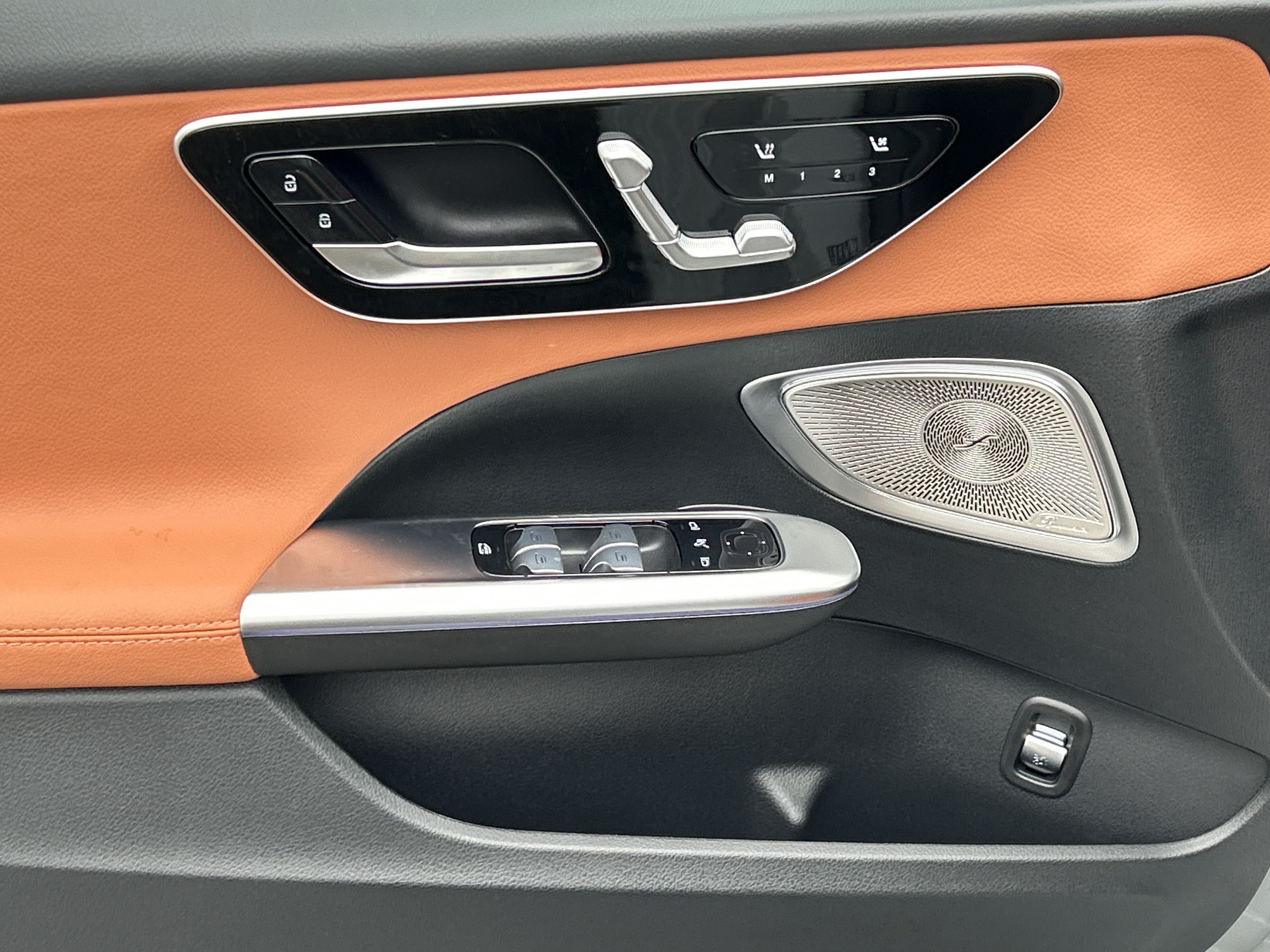 New 2026 MANUFAKTUR Alpine Grey Mercedes-Benz C 300 4MATIC® Sedan image 18