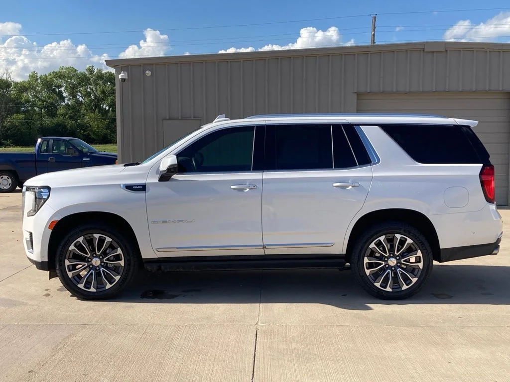 Used 2024 White Frost GMC Denali image 4