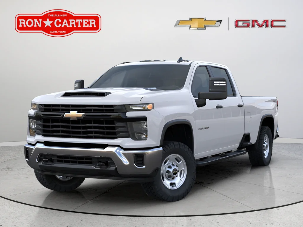 New 2026 Summit White Chevrolet WT image 3