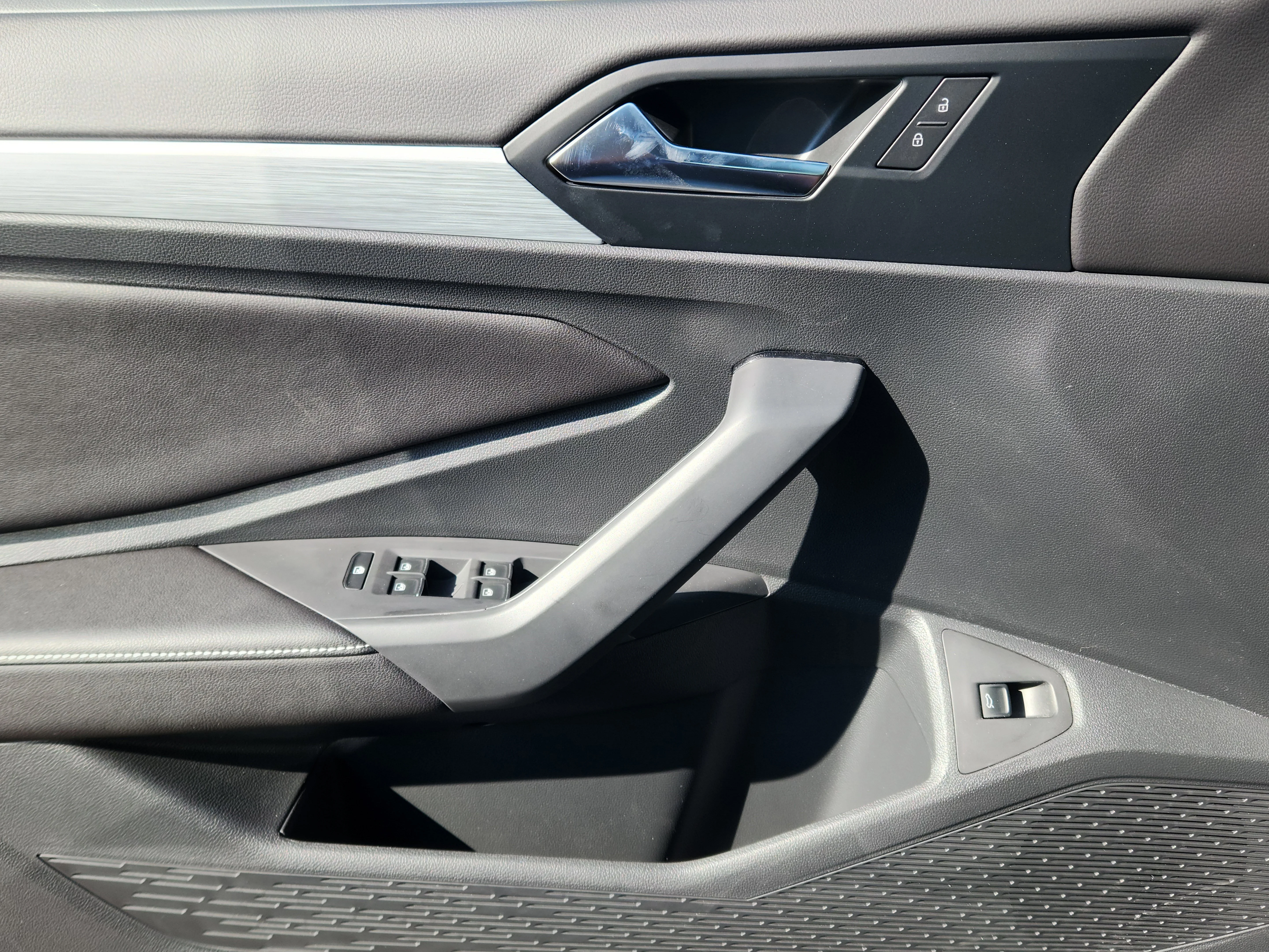 2025 Volkswagen Jetta Sport - Photo 7