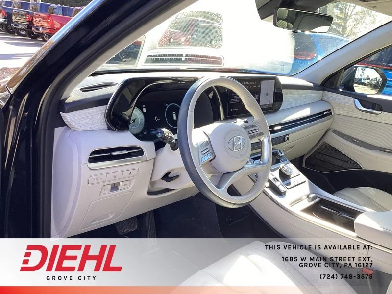 Used 2023 White Hyundai Calligraphy image 20