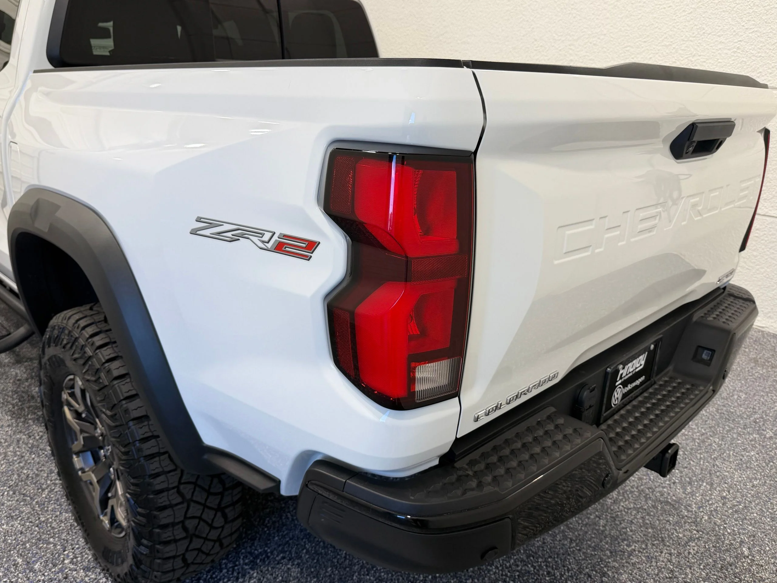 Used 2024 White Chevrolet ZR2 image 16