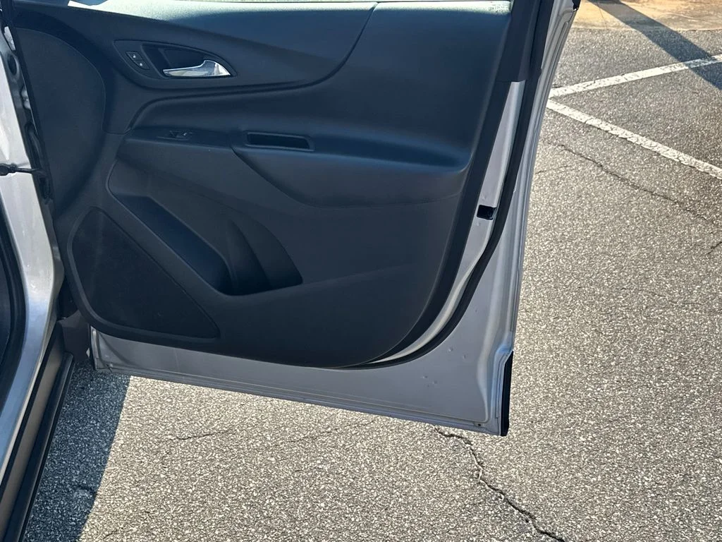 2021 Chevrolet Equinox LT - Photo 14