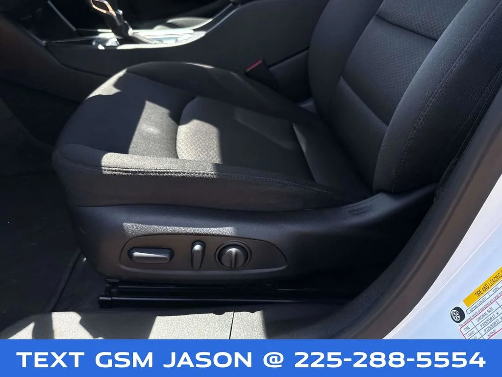 2025 Chevrolet Malibu 1LT - Photo 36