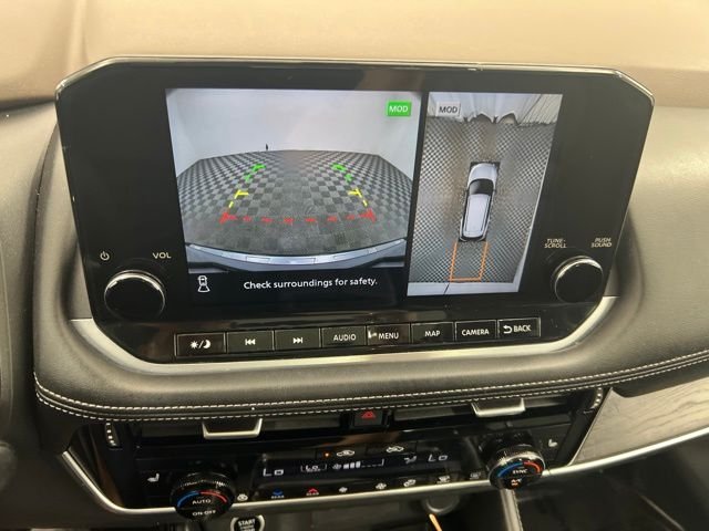 Used 2023 Boulder Gray Pearl Nissan Platinum image 19