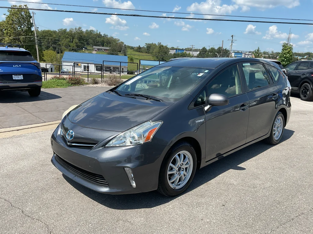 Used 2014 Magnetic Gray Metallic Toyota Two image 4