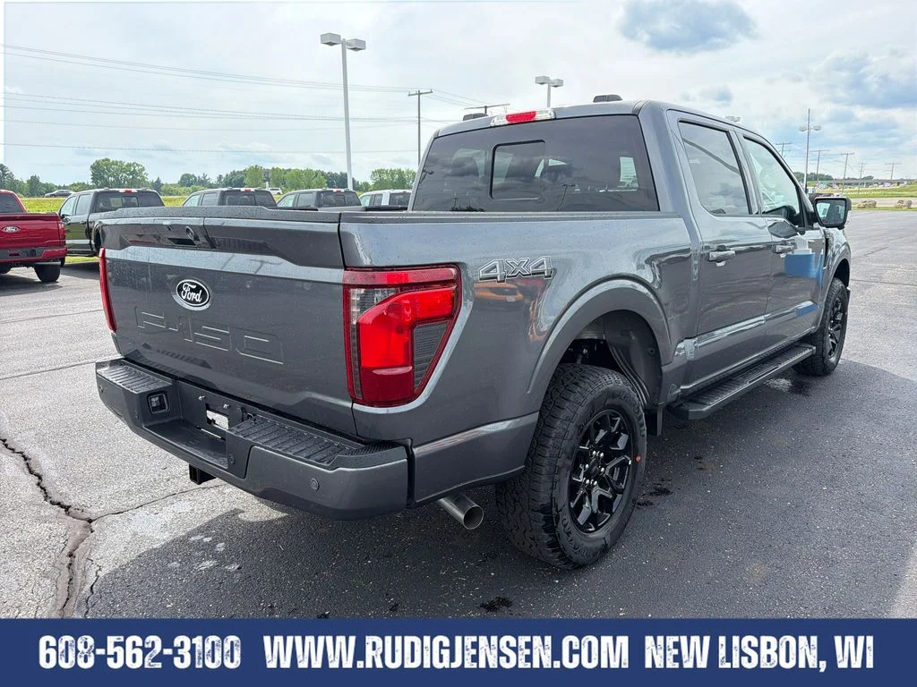 New 2026 Gray Ford XLT image 5
