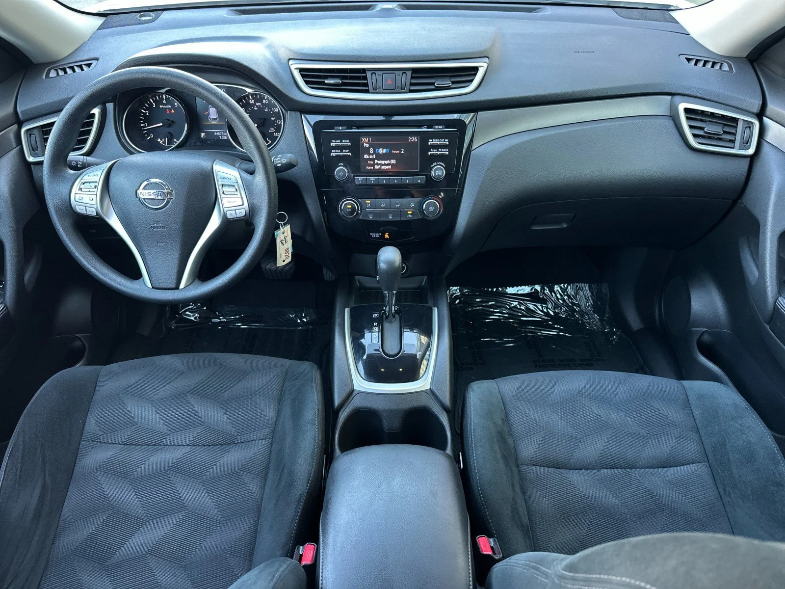 Used 2016 Glacier White Nissan S image 12