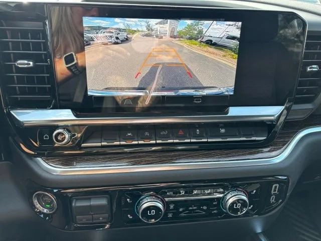 New 2026 Onyx Black GMC Elevation image 31