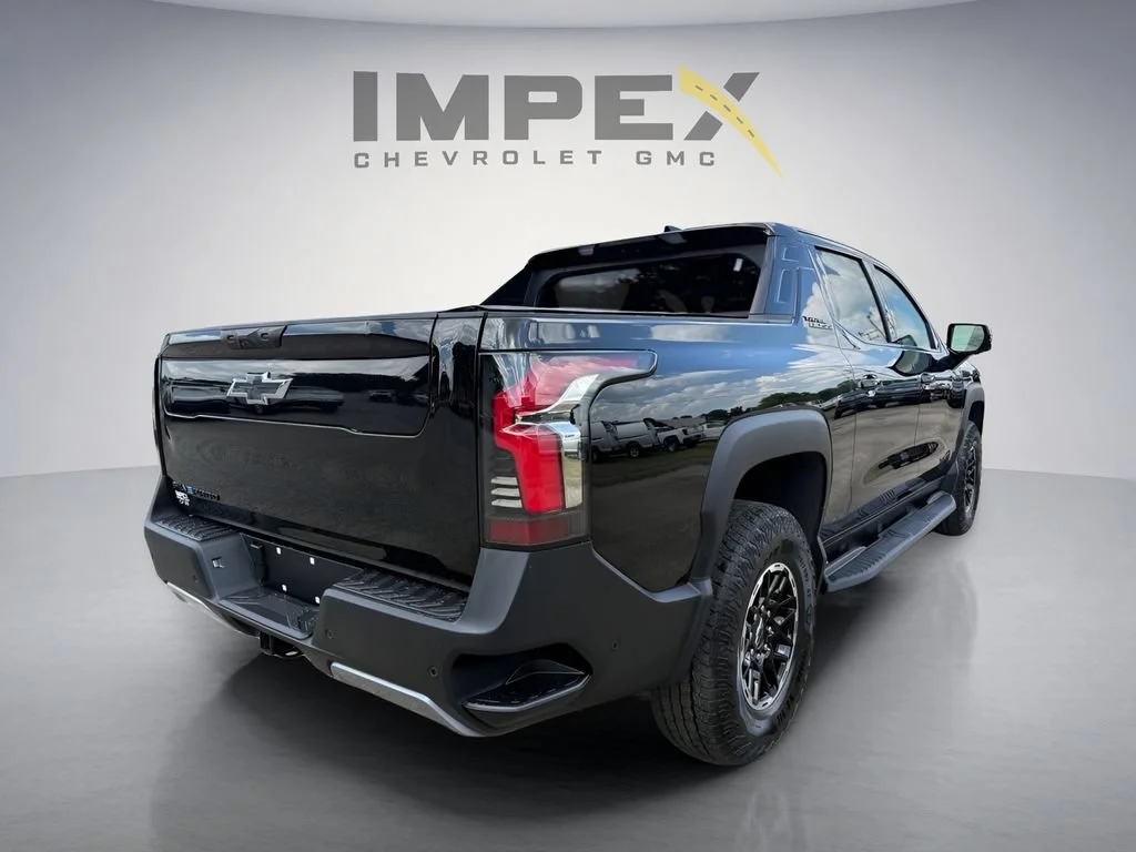 Used 2026 Black Chevrolet Trail Boss - Max Range image 5