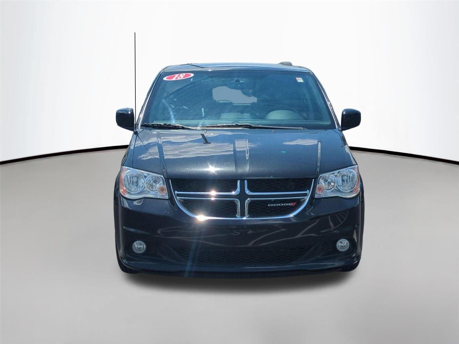 Used 2018 Black Onyx Crystal Pearlcoat Dodge SXT image 23