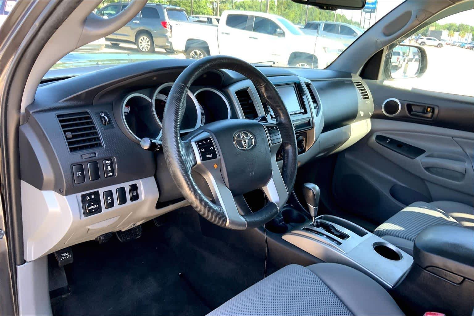 Used 2013 Magnetic Gray Metallic Toyota  image 17