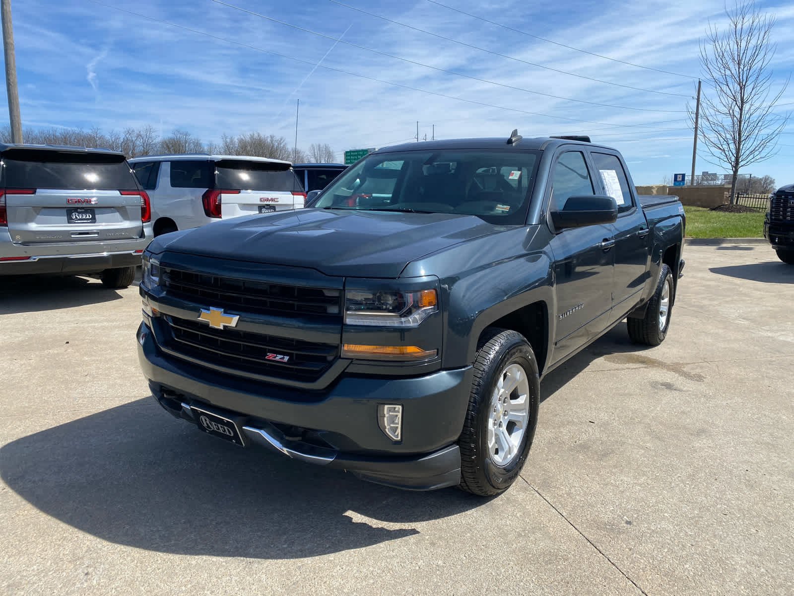 Used 2017 Chevrolet Silverado 1500 LT with VIN 3GCUKREC6HG212220 for sale in Kansas City