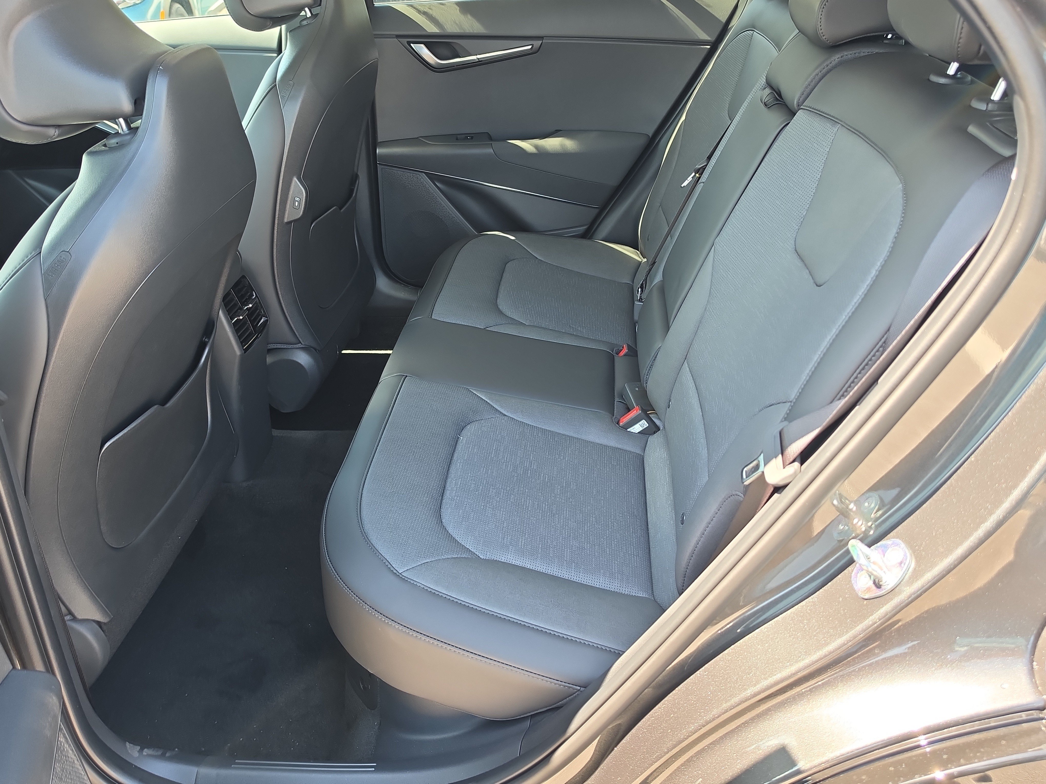 New 2026 Interstellar Gray Kia SX Touring image 17