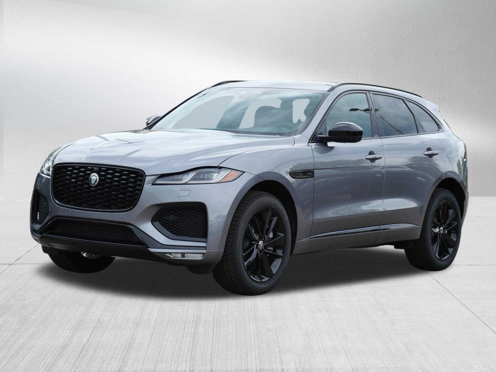 2026 Jaguar F-PACE P400 R-Dynamic S's photo