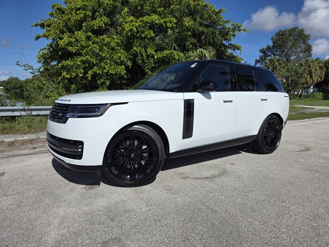 2027 Land Rover Range Rover P400 SE