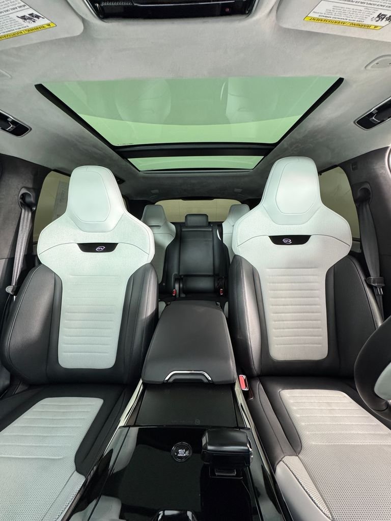 Used 2025 Velocity Blue SV Bespoke Ultra Metallic Satin Land Rover SV Edition Two image 19