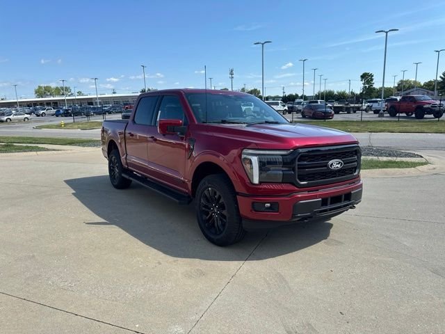 New 2026 Ruby Red Metallic Tinted Clearcoat Ford Lariat® image 32
