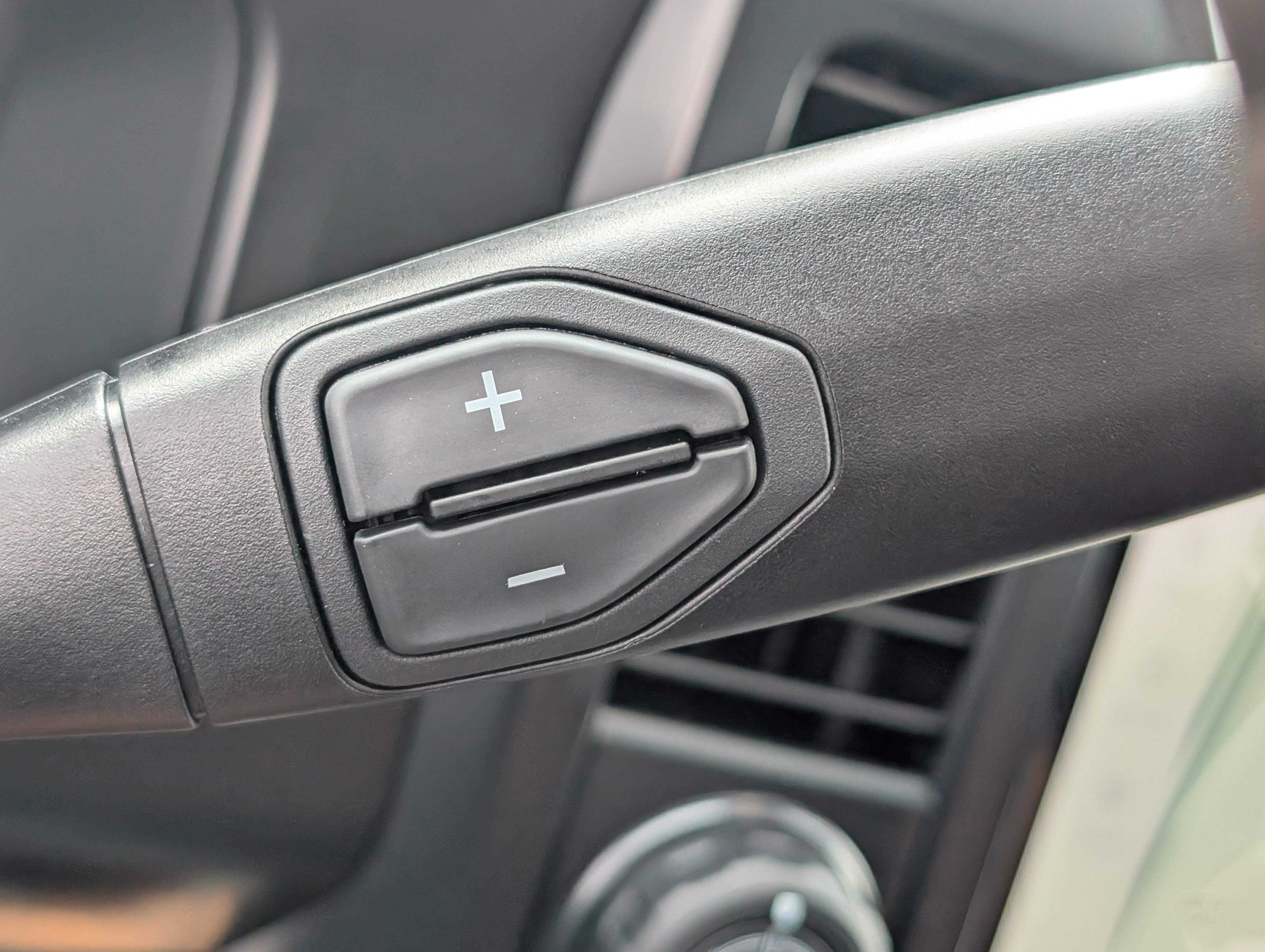 New 2026 Star White Metallic Tri-Coat FORD F-250® King Ranch® image 28