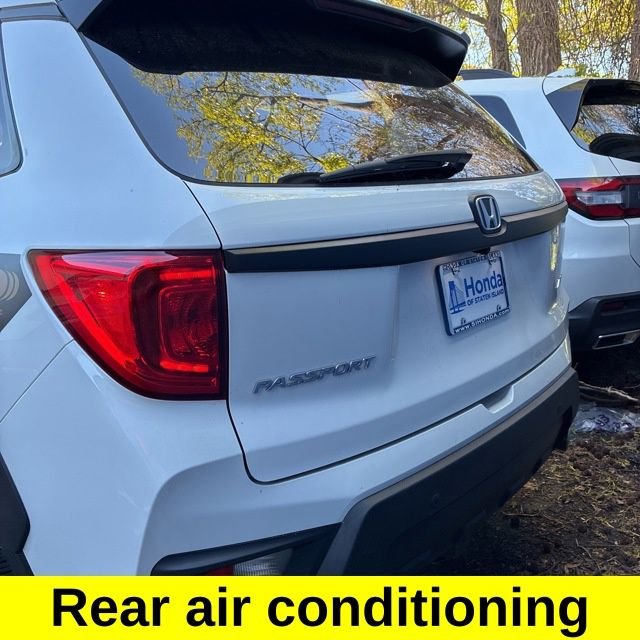 Certified Used 2023 Platinum White Pearl Honda AWD EX-L image 3