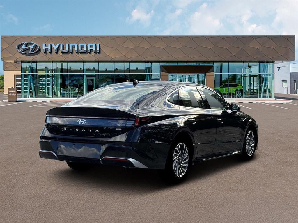 New 2026 Black Hyundai Limited image 7
