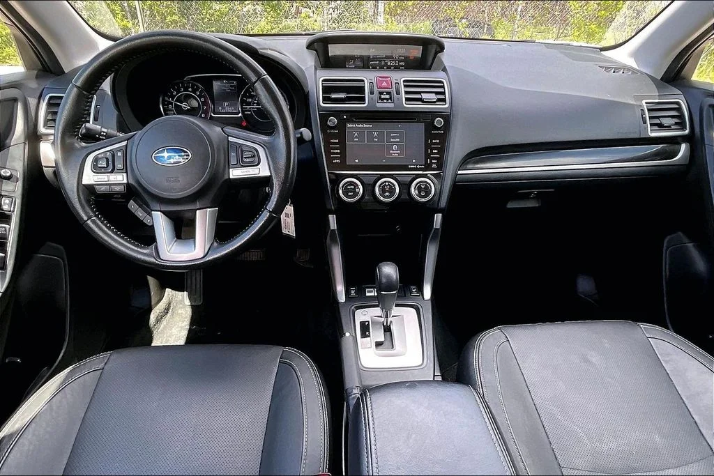 Used 2018 Black Subaru 2.5i Limited image 15