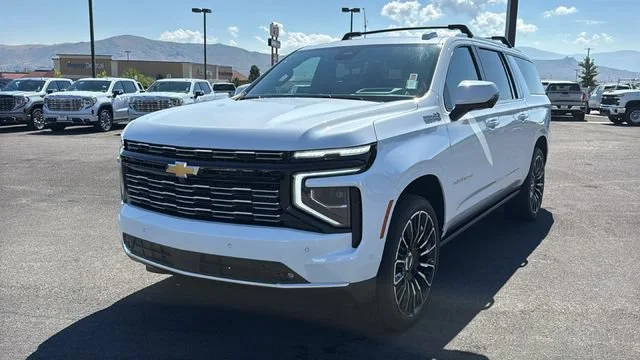 2026 Chevrolet Suburban High Country - Photo 7