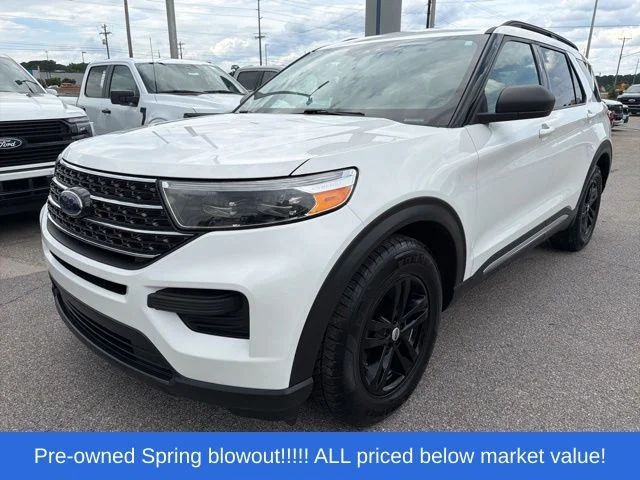 Used 2020 White Ford XLT image 2